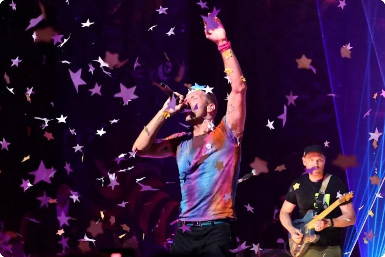 Chris_martin_singing